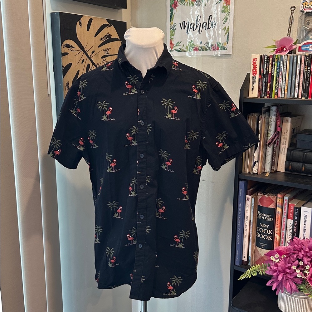 Black Short Sleeve Shirt with Santa Hat Flamingo and Palm Tree Print